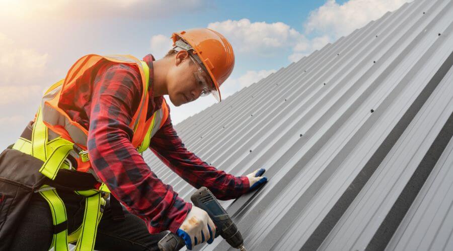 Owens Corning roofing contractor in Morrisonville, IL